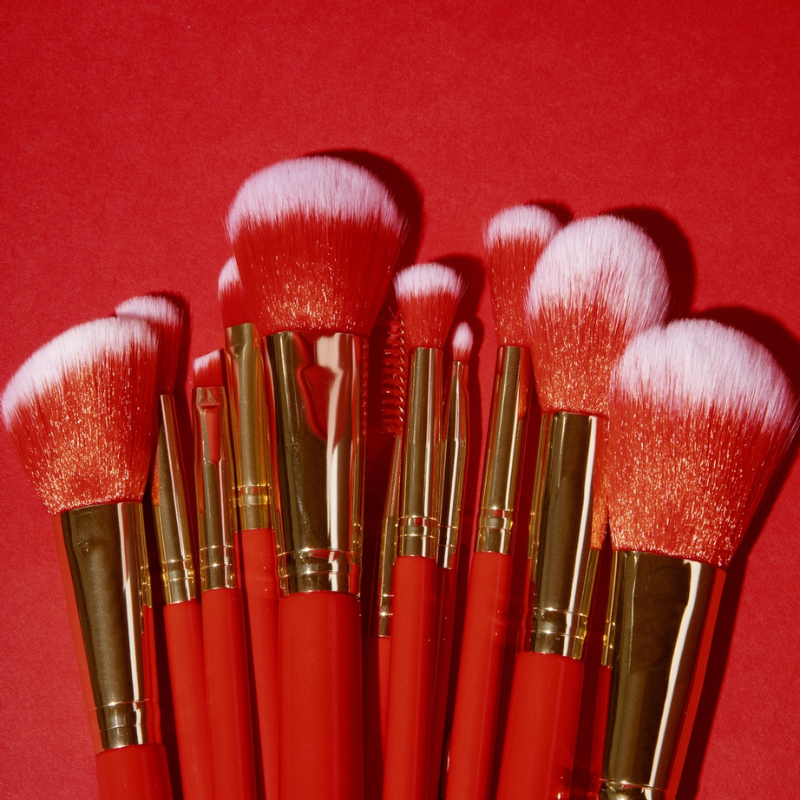  Bộ Cọ Trang Điểm 12 Cây BH COSMETICS Miss Claus BHBO49